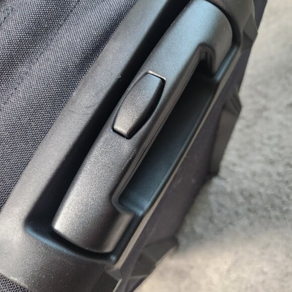 LL Bean XL Rolling Duffle Bag Orange Hibiscus Floral No Shoulder Strap - Picture 8 of 10